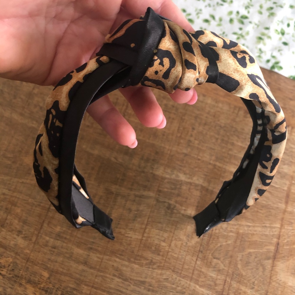 3 knotted headbands!